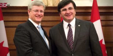 نامزد محافظه‌کاران در ریچموندهیل مجری سیاست‌های مهاجرستیز هارپر بود