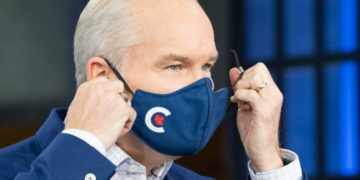 حزب محافظه‌کار کانادا حرفش را پس گرفت؛ ممنوع‌بودن مالکیت اسلحه‌های تهاجمی ادامه می‌یابد