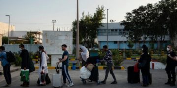 پناه‌جویان افغان کمپ‌های پناهندگان در انتظار ورود به کانادا هستند