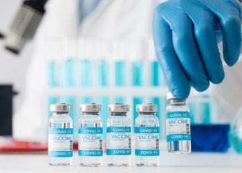 نوبت سوم واکسن کرونا به افراد دارای نقص سیستم ایمنی تزریق می‌شود