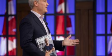 رهبر محافظه‌کاران کانادا از اعلام عدد مشخصی برای مهاجرپذیری طفره رفت