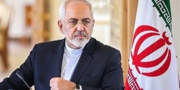 امواج میدیا: ظریف درباره تاخیر از سرگیری مذاکرات برجام هشدار داد
