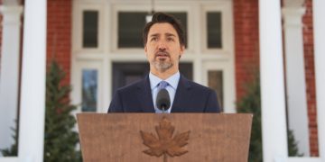 ترودو کابینه خود را معرفی کرد