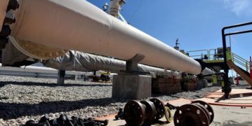 کانادا برای نجات خط لوله نفتی شماره 5 به قرارداد 1977 متوسل شد