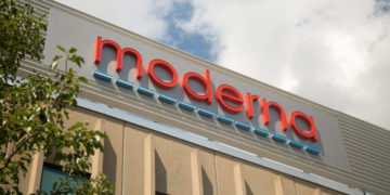 مدرنا فرمول واکسن خود را به اشتراک نمی‌گذارد