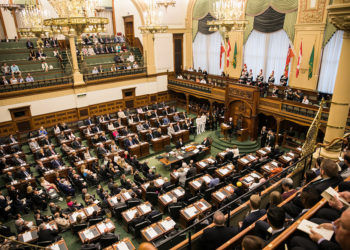 برکناری نماینده محافظه‌کاران پیشرو در مجلس آنتاریو به‌خاطر ارایه اطلاعات نادرست