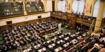 برکناری نماینده محافظه‌کاران پیشرو در مجلس آنتاریو به‌خاطر ارایه اطلاعات نادرست