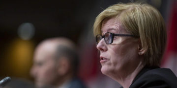 وزیر کار: کمک دولتی جدید در صورت شهربندان کامل پرداخت می‌شود