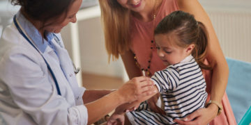 کانادا حدود سه میلیون دُز واکسن فایزر کودکان وارد می‌کند