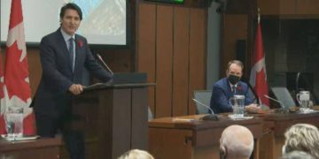 توافق نهایی میان لیبرال‌ها و نیودموکرات‌ها به دست‌انداز افتاد