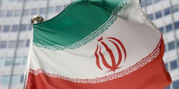 ایران بار دیگر خواستار برچیده شدن تحریم‌ها شد