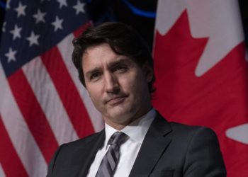 ترودو: درباره مالیات خودروهای برقی و خط لوله اِن‌بریج با بایدن صحبت کردم