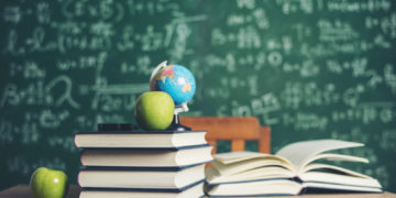 دبیرستان‌های آنتاریو از فوریه فعالیت عادی خود را از سر می‌گیرند