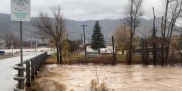 افراد گرفتار در سیل برای ورود به کانادا از برخی قوانین سفر معاف می‌شوند