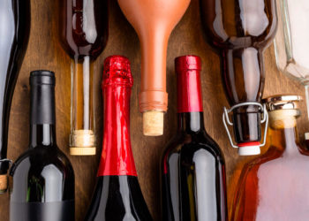 در دوران همه‌گیری کانادایی‌ها دو و نیم میلیارد دلار نوشیدنی الکلی و ماری‌جوانا خریده‌اند