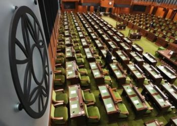 لیبرال‌ها طرح کاستن از شرکت حضوری نمایندگان در پارلمان را کلید زدند