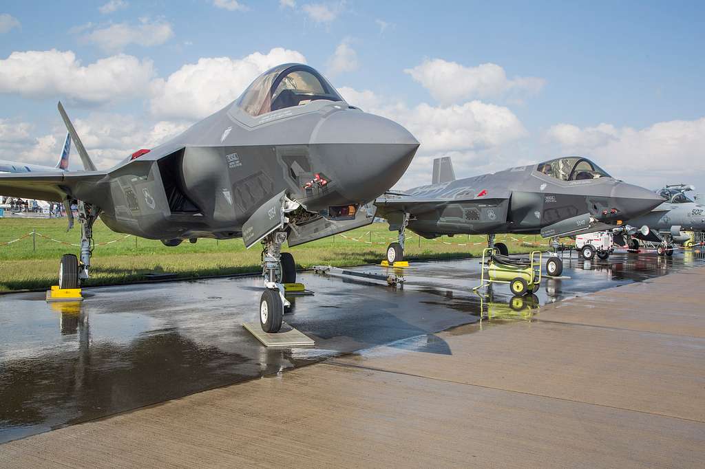 the lockheed martin f 35 on display at ila berlin de8f35 1024