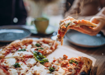 یک روز خوب برای خوش‌خوراک‌ها؛ روز جهانی “پیتزا”