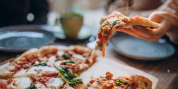 یک روز خوب برای خوش‌خوراک‌ها؛ روز جهانی “پیتزا”