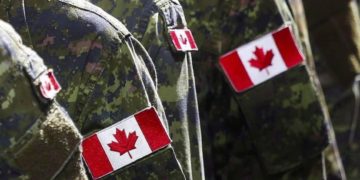 صدها تن از اعضای واکسینه‌نشده نیروهای مسلح کانادا تعیین وضعیت می‌شوند