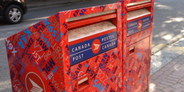 اداره پست کانادا درباره تاثیر منفی کمبود تعداد کارکنانش هشدار دارد