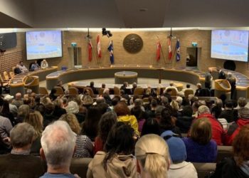 هیات مدیره کنگره ایرانیان کانادا؛ خیلی دور، خیلی نزدیک