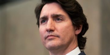 نخست‌وزیر کانادا به قرنطینه رفت