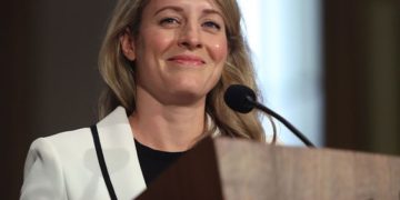 تور اروپایی وزیر امور خارجه کانادا از یکشنبه آغاز می‌شود