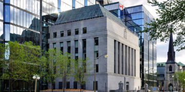 بانک مرکزی کانادا نرخ بهره را افزایش نداد؛ احتمال افزایش تورم وجود دارد