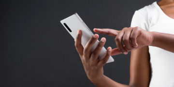 کانادایی‌ها هر روز بیش از چهار ساعت درگیر اپلیکیشن‌های موبایل هستند