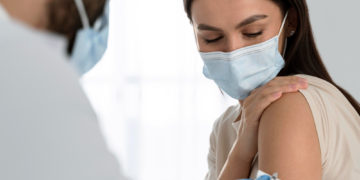 آنتاریو اولویت واکسیناسیون را به کارکنان بخش آموزش و مراقبت از کودکان داد 9 آنتاریو اولویت واکسیناسیون را به کارکنان بخش آموزش و مراقبت از کودکان داد