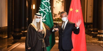 چین همکاری نزدیک‌تر نظامی با عربستان را مورد بررسی قرار می‌دهد