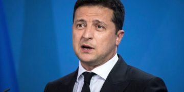 رییس‌جمهور اوکراین: غرب لحن خود را نسبت به روسیه ملایم‌تر کند￼