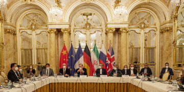 وین شلوغ می‌شود؛ وزیران امور خارجه عضو برجام به محل مذاکرات می‌روند