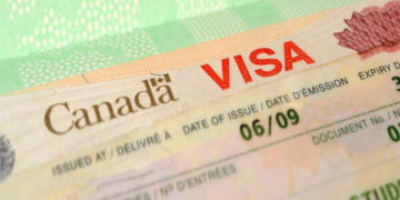 نبود «تبعیض‌آمیز» دفتر درخواست ویزای کانادا در ایران متقاضیان مهاجرت را ناامید می‌کند