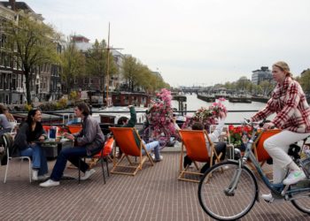 دانمارک بیشتر محدودیت‌های کرونایی را برچید