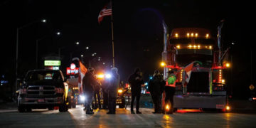 ایالات‌متحده برای پایان دادن به اعتراض‌ها در کانادا اعلام آمادگی کرد