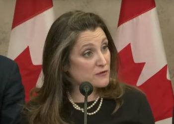 معاون نخست‌وزیر کانادا: مسدود‌سازی حساب‌ بانکی معترضان آغاز شده است