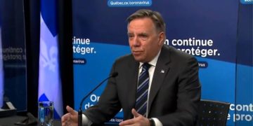 نخست‌وزیر کبک عقب‌نشینی کرد؛ از “واکسن‌نزن‌ها” مالیات اضافی دریافت نمی‌شود