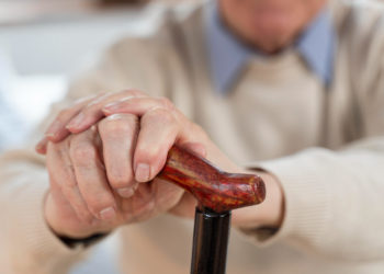 سالمندان کانادا در چاله مشکلات مالی؛ هزینه‌های تامین سرپناه بسیار جدی است