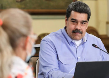 روابط ایالات‌متحده و ونزوئلا یک گام به جلو؛ کاراکاس دو شهروند آمریکایی را آزاد کرد