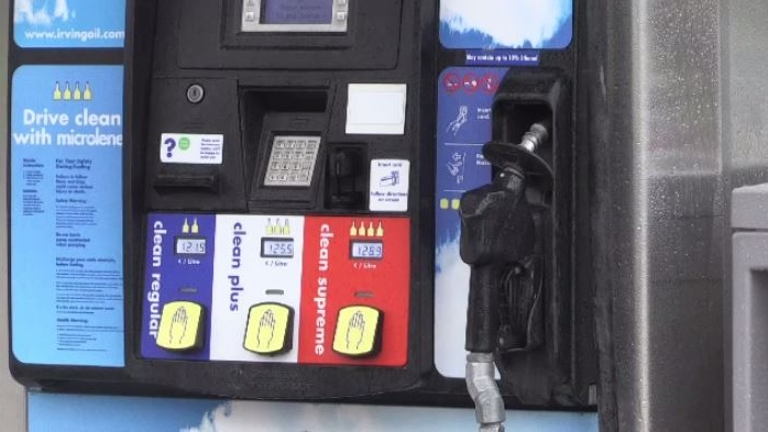 gas pump 1 4485797 1646361295980