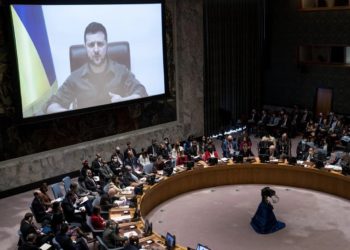 <strong>رییسجمهور اوکراین سربازان روسیه را متهم به ارتکاب بدترین جنایتهای جنگی کرد</strong> 6 رییسجمهور اوکراین سربازان روسیه را متهم به ارتکاب بدترین جنایتهای جنگی کرد