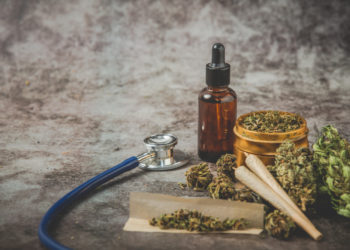 صنعت ماریجوانا: پر سود برای اقتصاد و زیان‌بار برای بهداشت همگانی!