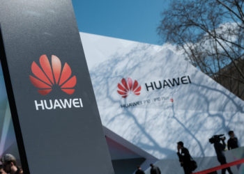 <strong>«مخابرات» </strong><strong>بهانه جنگ اقتصادی کانادا و چین میشود؟؛ شرکت هواوی امکان شکایت از اتاوا را دارد</strong> 9 «مخابرات» بهانه جنگ اقتصادی کانادا و چین میشود؟؛ شرکت هواوی امکان شکایت از اتاوا را دارد