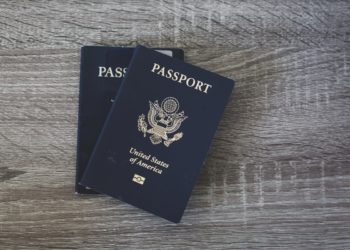 پیدایش شغلی عجیب در بریتیش‌کلمبیا: دریافت ۸۰۰ دلار برای گرفتن نوبت تمدید پاسپورت!