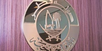 مذاکره‌کنندگان هسته‌ای ایران و ایالات متحده با وزیر خارجه قطر در دوحه دیدار می‌کنند