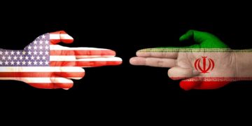 تهران هم‌زمان با بن‌بست گفت‌وگوهای هسته‌ای ۶۱ آمریکایی را تحریم کرد