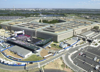 پنتاگون: حمله‌های هوایی در سوریه ارسال پیام به ایران بود!