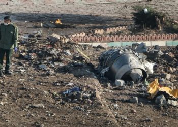 پدر آراد زارعی با درخواست «عدالت‌خواهی برای قربانیان پرواز پی‌اس۷۵۲» به مرحله پایانی پیاده‌روی اعتراضی خود رسید